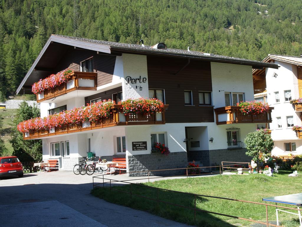 Ferienhaus Perle Saas-Grund Oda fotoğraf